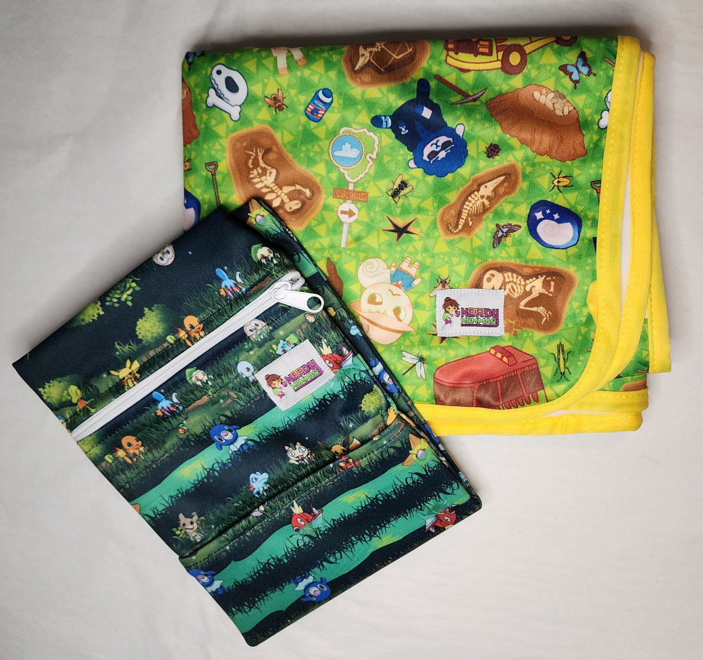 washable and reusable wetbag and changing blanket